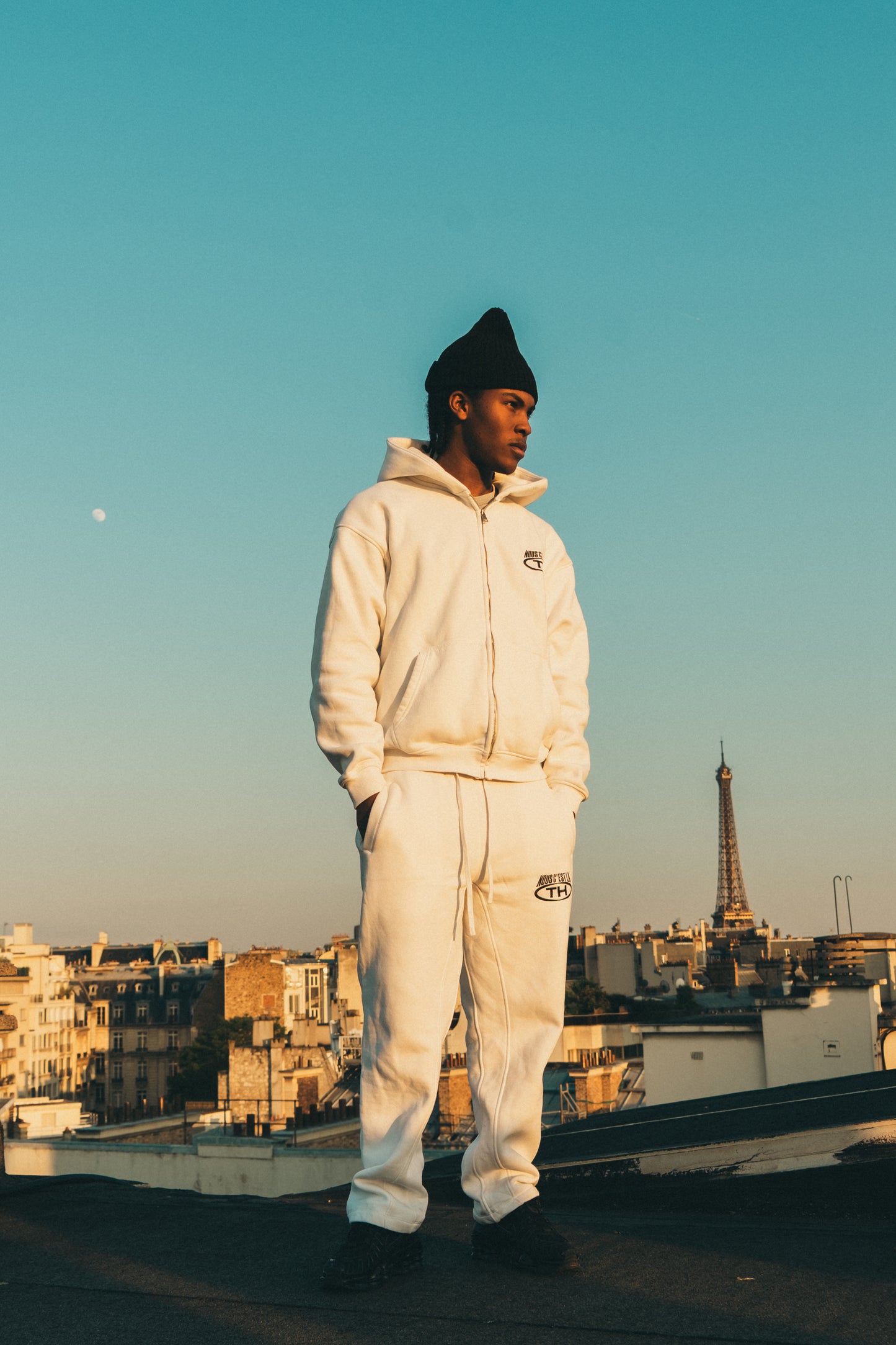 Veste Oversize brodés "NOUS C’EST LA TH" (Blanc)
